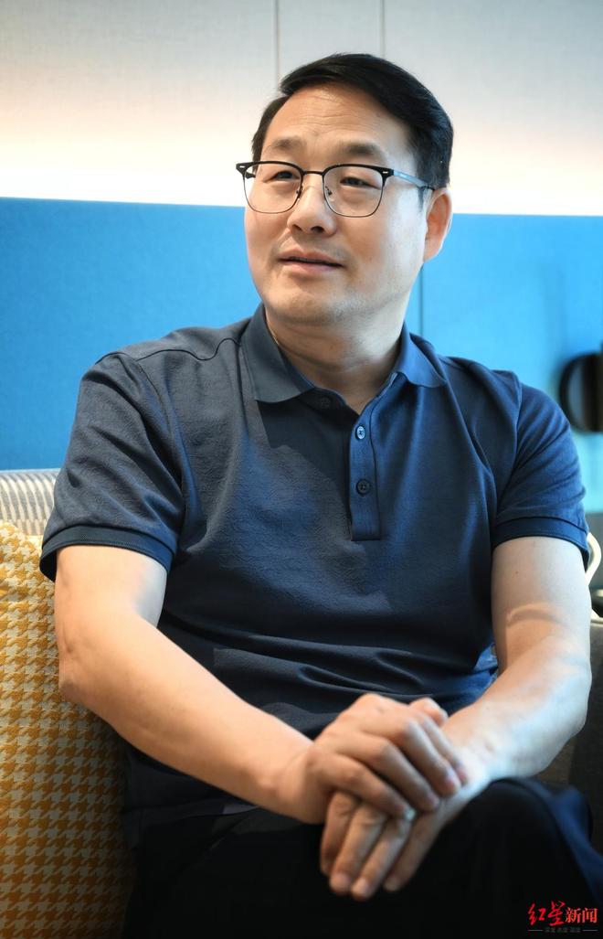 爆款文创有三大共性熊猫、兔头、川剧是绝佳素材pg电子模拟器试玩“玩具大王”看好成都文创：(图2)